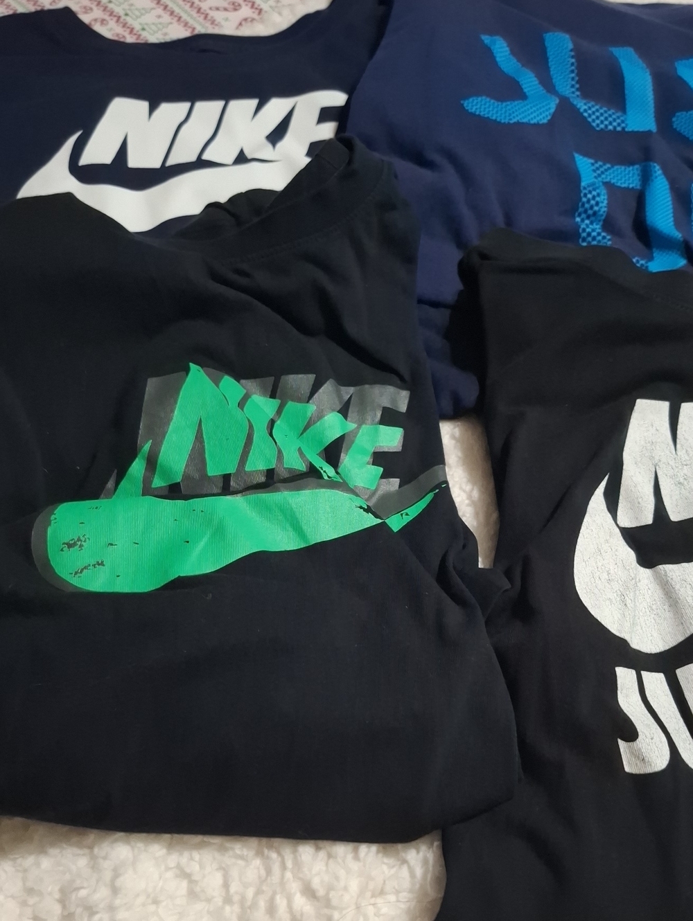 All Large Nike Mens  Short- Comes from pet free and smoke.Free home